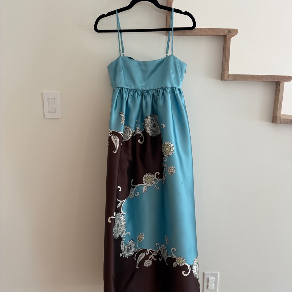 Alémais Gia Gown